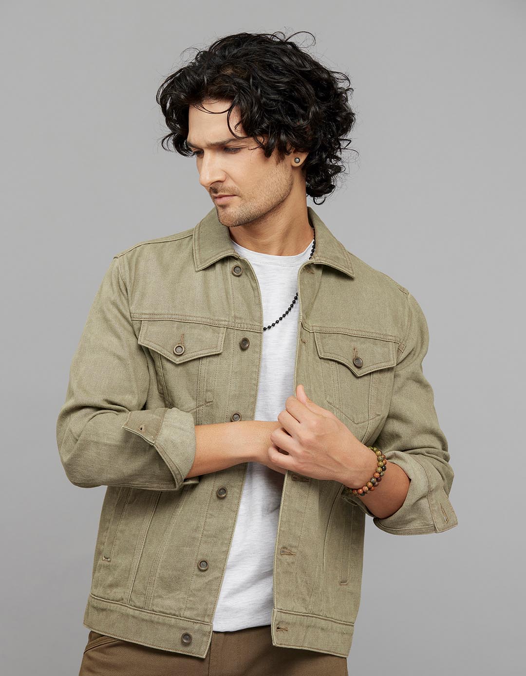 Arny Art Button Front Closure Classic Flap Pocket Denim Jacket - Image 3