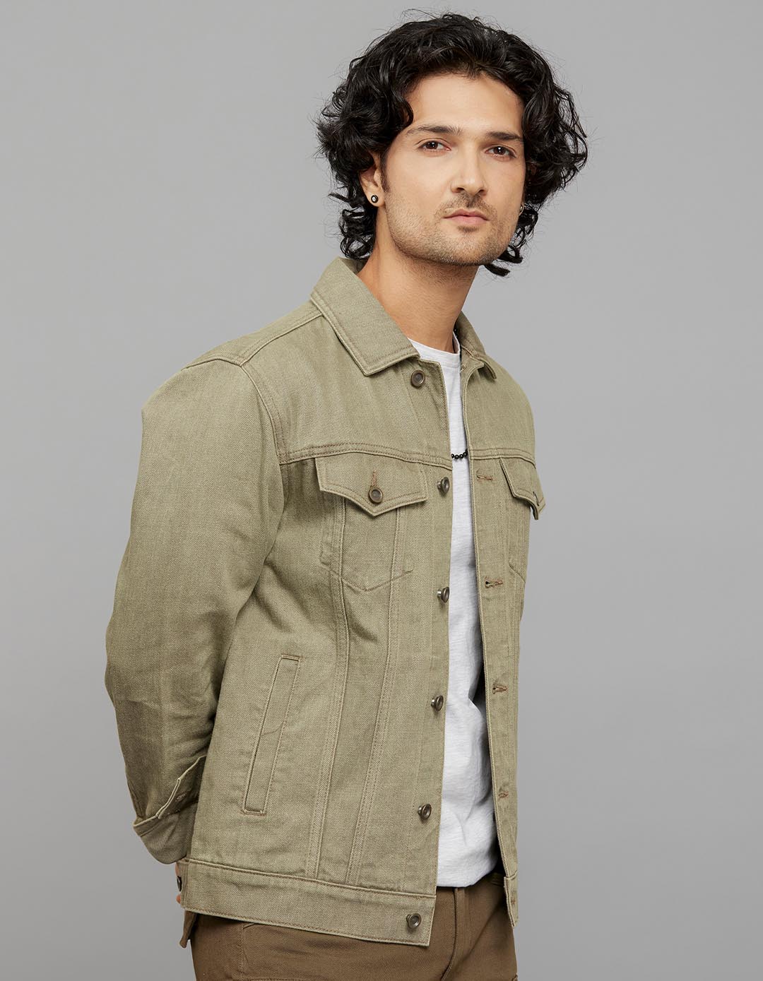 Arny Art Button Front Closure Classic Flap Pocket Denim Jacket - Image 4