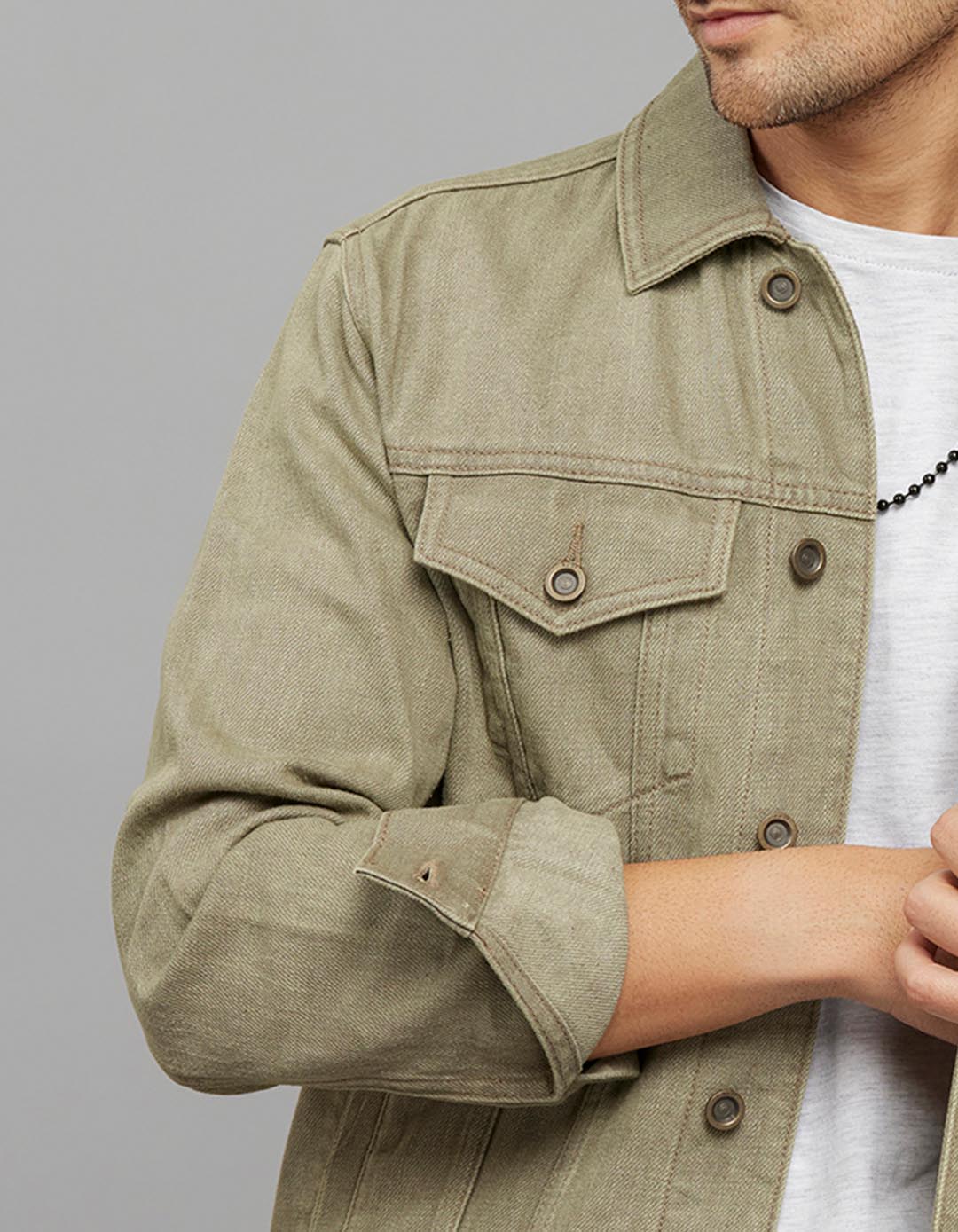 Arny Art Button Front Closure Classic Flap Pocket Denim Jacket - Image 6