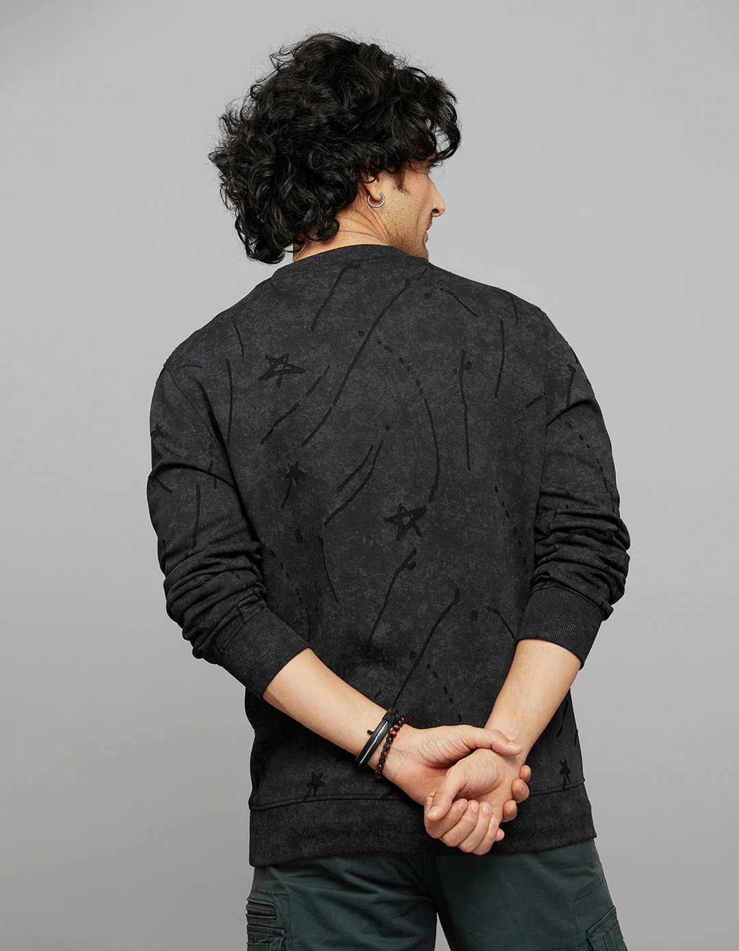 Black Round Neck Full Sleeves Sweatshirt - Image 6