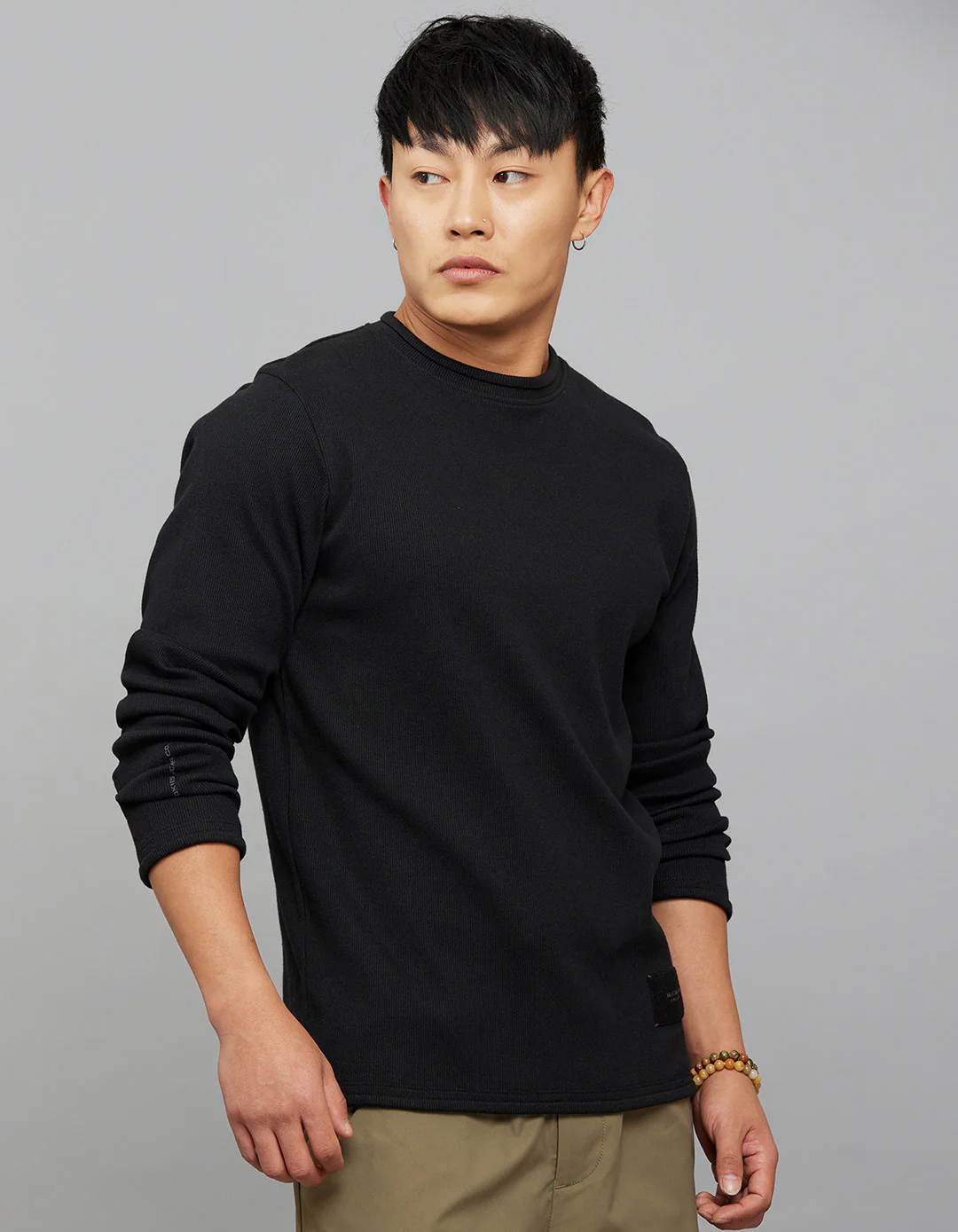 Black Round Neck Full Sleeves Sweatshirt - Image 3