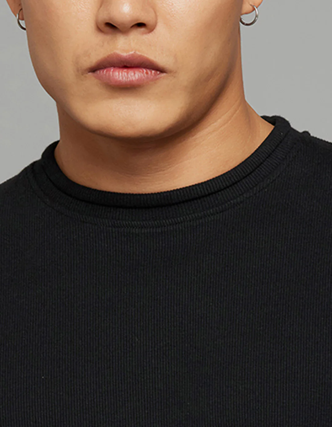 Black Round Neck Full Sleeves Sweatshirt - Image 6