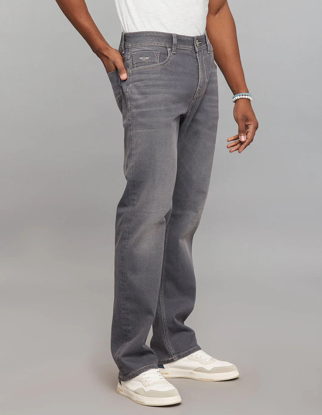 Grey 5 Pocket Midrise, Comfort And Straight Fit Stretch Jeans - Image 4