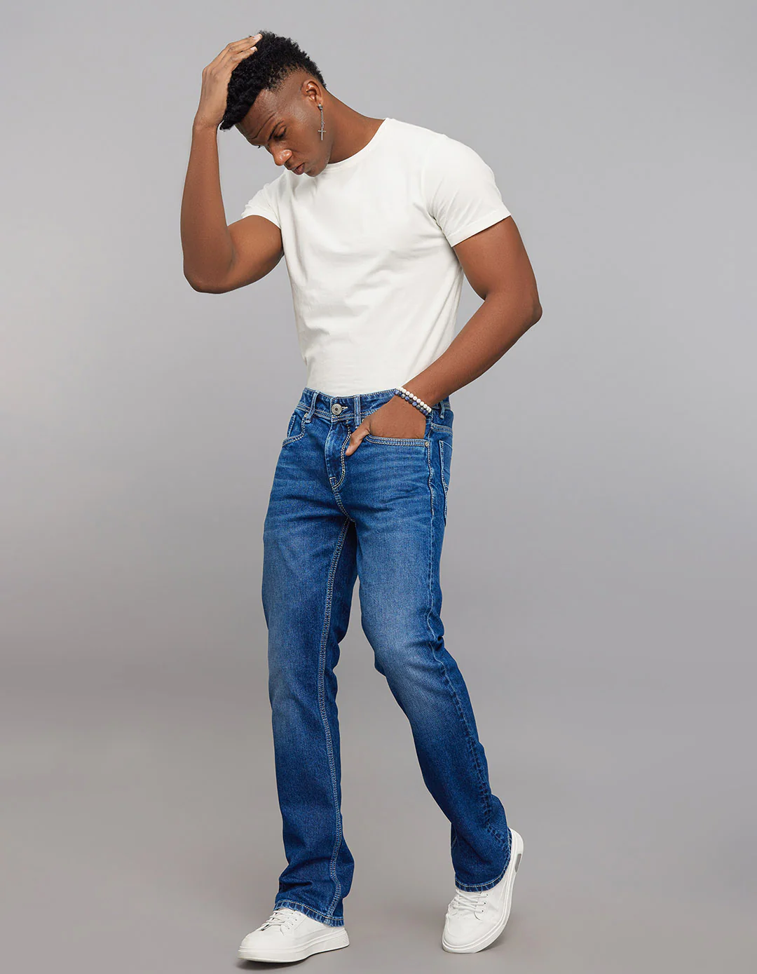 Medium Blue 5 Pocket Mid Rise Loose Boot Leg Stretch Jeans - Image 4