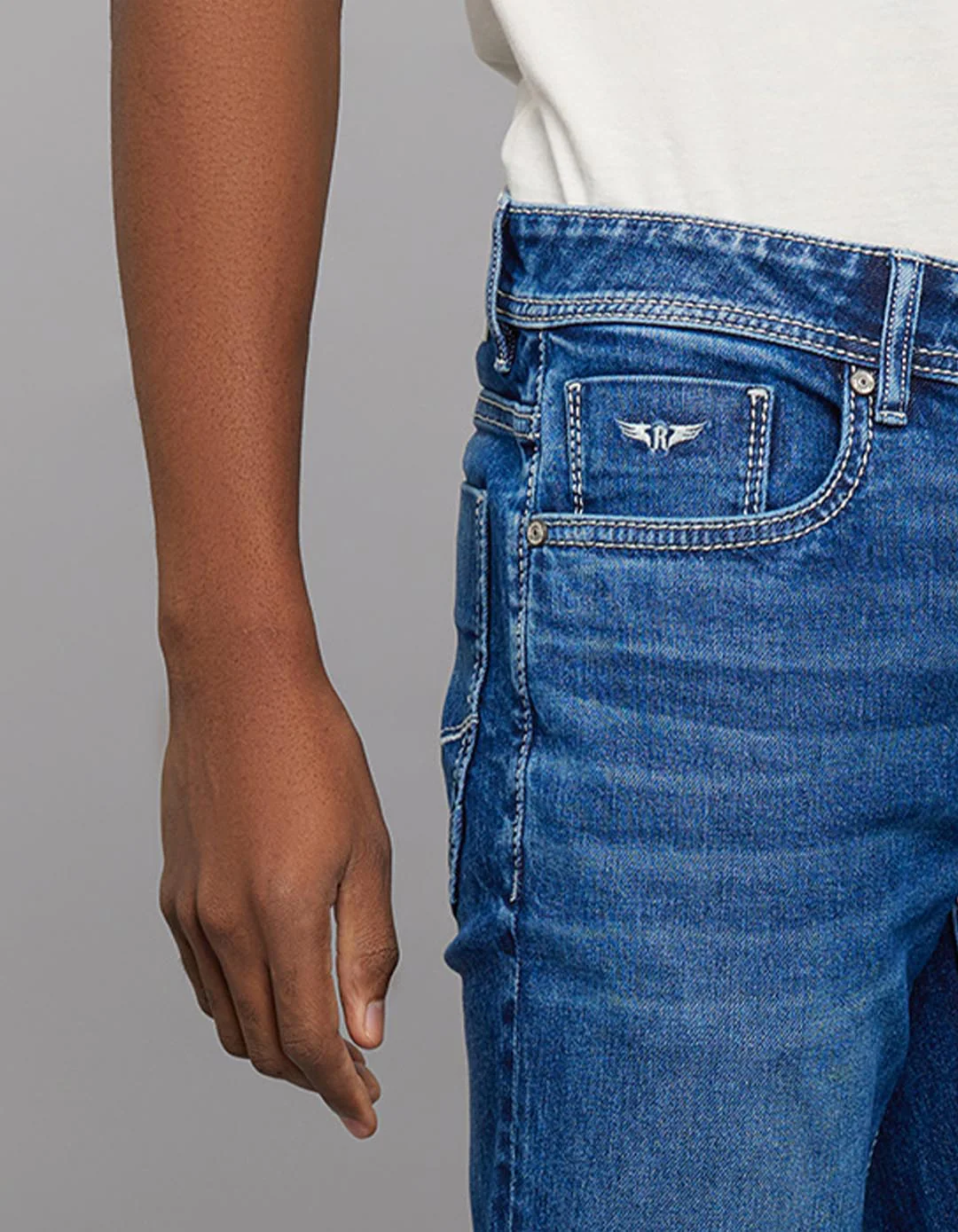 Medium Blue 5 Pocket Mid Rise Loose Boot Leg Stretch Jeans - Image 7