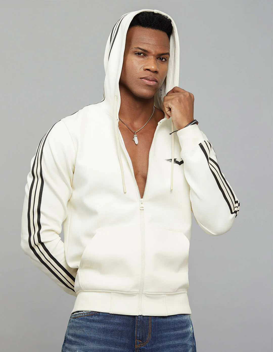 Off White Zipper Front Full Sleeves Hoodie - Image 5