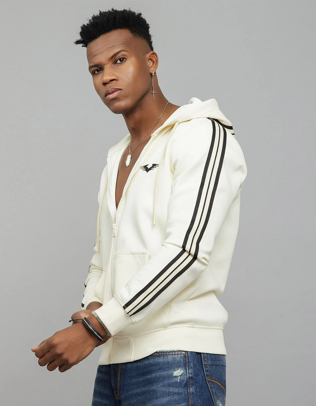 Off White Zipper Front Full Sleeves Hoodie - Image 6